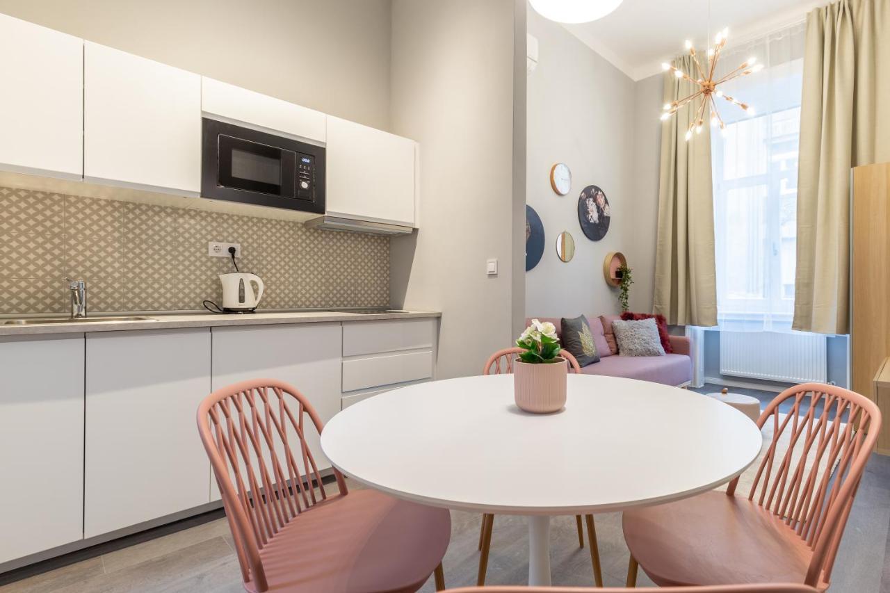 W33 - Prime Location - Comfortable Quality Apartments By Bqa Budapeşte Dış mekan fotoğraf
